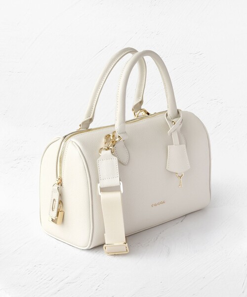 TOCCA ベージュ 皮革 ボストンバッグ TOCCA ボストンバッグ T-ECLAIR LEATHERBAG レディース