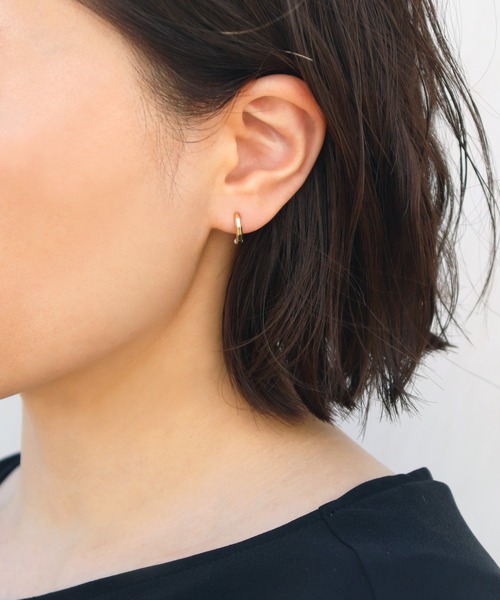 anq.（アンク） イヤリング 「anq.」SV・リバーシブル カット