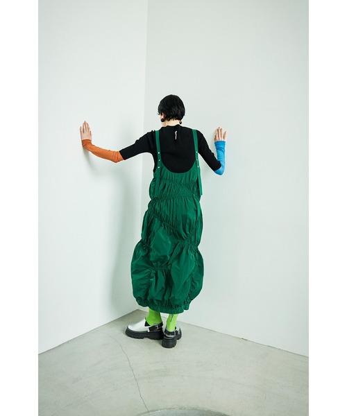 IRREGULAR SHIRRING COCOON CAMI OP（ワンピース）｜OMMO