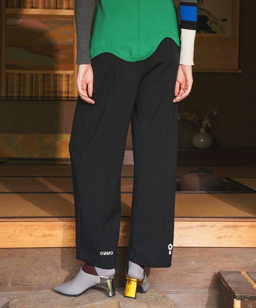 OMMO（オーエムエムオー） パンツ FRONT TUCK SEMI TAPERED PT