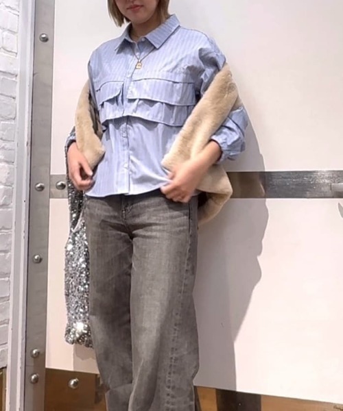 ブラウス シャツ Idnes 華やかフリルが映えるストライプフリルシャツ