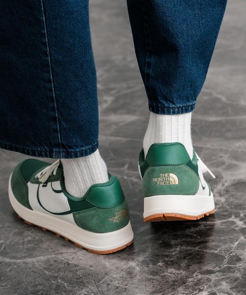 新品☆THE NORTH FACE カーキランニングシューズです。 THE NORTH FACE（ザ ノースフェイス） スニーカー THE NORTH FACE DOME