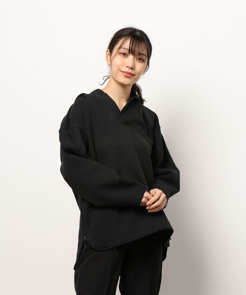 「PUMA」 プルオーバーパーカー MEDIUM ベージュ レディース_画像2