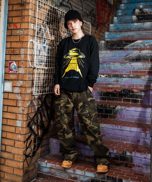 GUCCI UFOと虹デザイン Tシャツ GUCCI UFOと虹デザイン Tシャツ