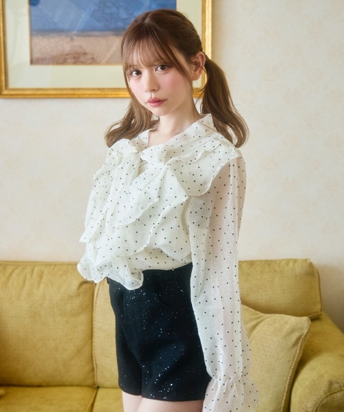 袖フリルドットブラウス 無地/ドット柄】お袖フリルが華やぐ きれいめブラウス（シャツ