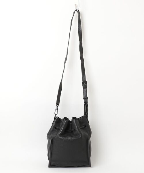 フィリップリム レザー 黒 ショルダーバッグ 3.1 Phillip Lim（3.1 フィリップ リム） ショルダーバッグ - ブラック