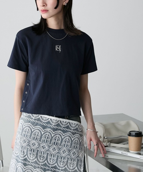 アメージングタイランド・グランドセール forksy. 「forksy.」ワンポイントロゴ刺繍サイド tシャツ トップス