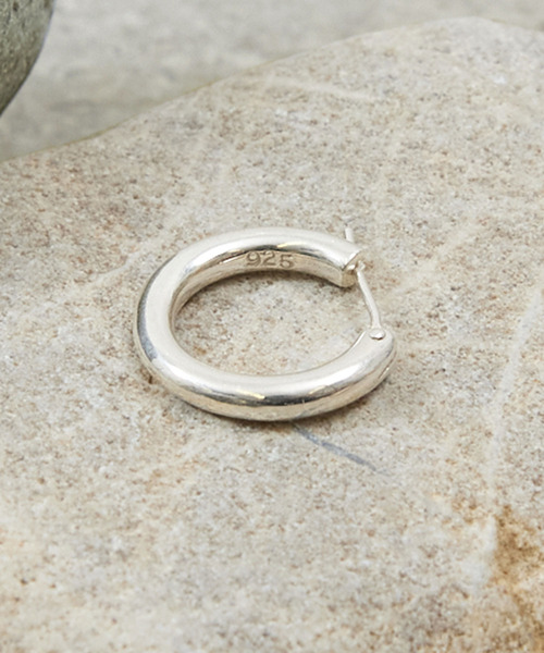 And A（アンドエー） ピアス アンドエー / SILVER925 MEDIUM HOOP