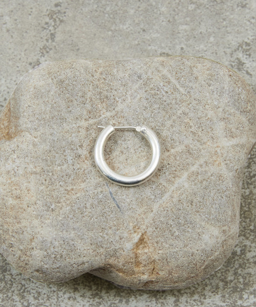 And A（アンドエー） ピアス アンドエー / SILVER925 MEDIUM HOOP