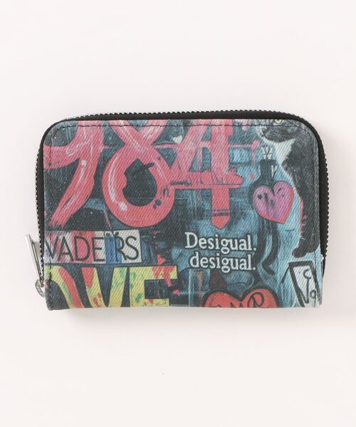 新品☆【Desigual】ラウンドジップ財布 デシグアル Desigual 紐&ロゴ ミニ財布 （ブラウン） - ファッション