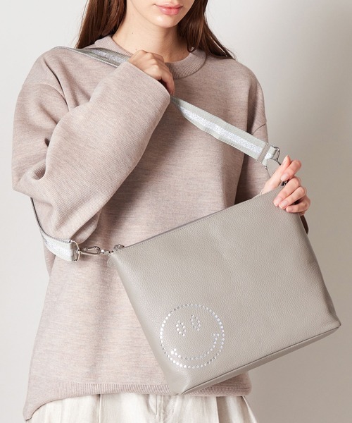 サロンドアルファード　スマイル　ガンメタ　ショルダーバッグ サロンドアルファード］スマイル ホリゾンタルポシェット ガンメタ|新