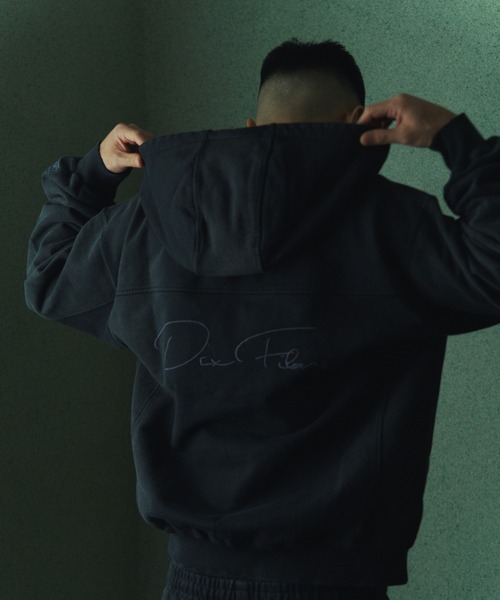 XLARGE（エクストラ ラージ） パーカー XLARGE×DexFilmz ZIP UP HOODED