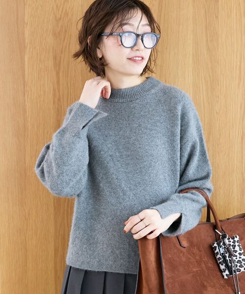 Whim Gazette 上質　チャイニーズラクーン100% グレー　ニット Whim Gazette 上質 チャイニーズラクーン100% グレー ニット - メルカリ