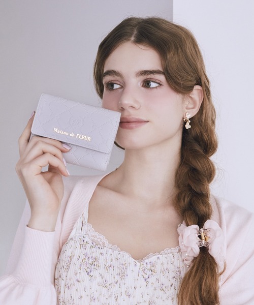 【ゆき】カラーモノグラムウォレット Maison de FLEUR（メゾンドフルール） 財布 カラーモノグラム