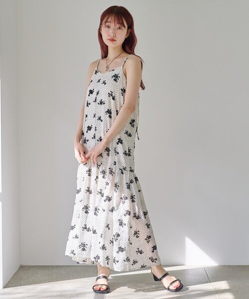 ワンピース 「2サイズ展開/低身長サイズ」ドットフラワーキャミワンピースの画像