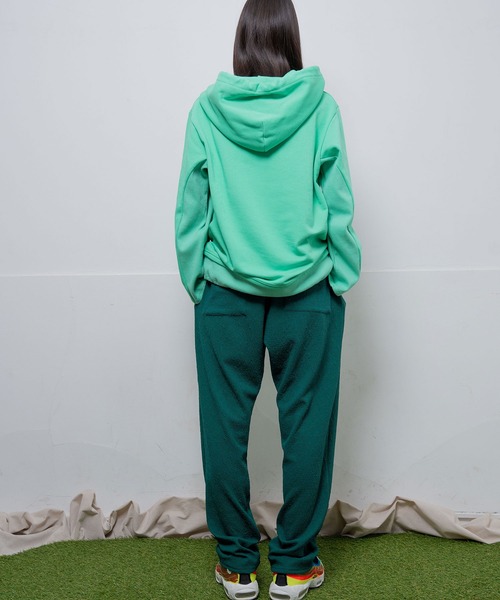 バーガー 国内2月12日発売予定】クラスティー バーガー × アディダス オリジナル