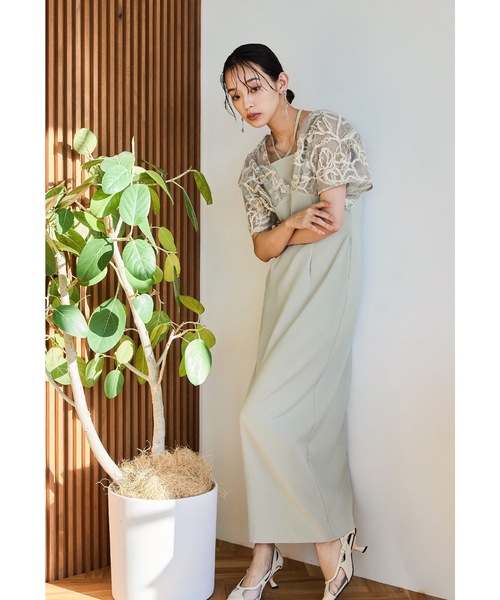 お値下げ中　niana 結婚式　パーティードレス　S niana（ニアナ） パーティードレス ドレス フェザーフラワーレイヤード
