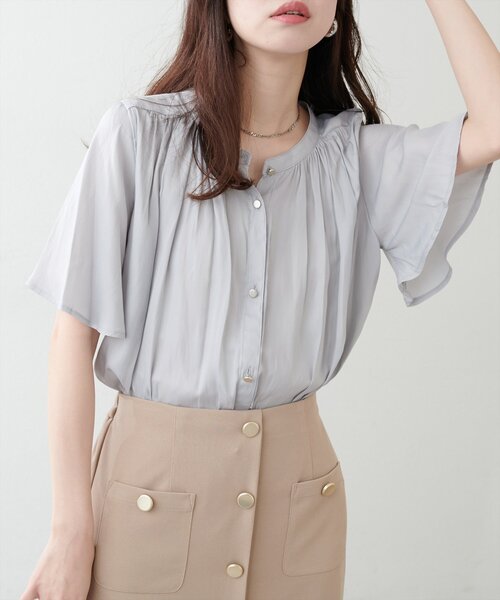 natural couture ブラウス シャツ とろみサテンフレア袖ギャザー