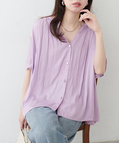 natural couture ブラウス シャツ とろみサテンフレア袖ギャザー