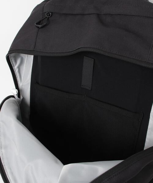 COMFY OUTDOOR GARMENT コンフィ黒 デイパック リュック COMFY OUTDOOR GARMENT デイバック リュック CMF OUTDOOR GARMENT