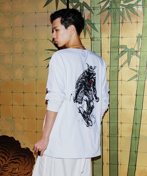 【VANS】 ヴァンズ SAMURAI SS TEE White 国内発送 VANS tシャツ ヴァンズ SAMURAI SS TEE ショートスリーブ
