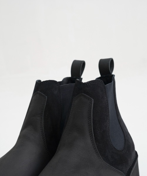 WHITE MOUNTAINEERING（ホワイトマウンテニアリング） ブーツ 「White