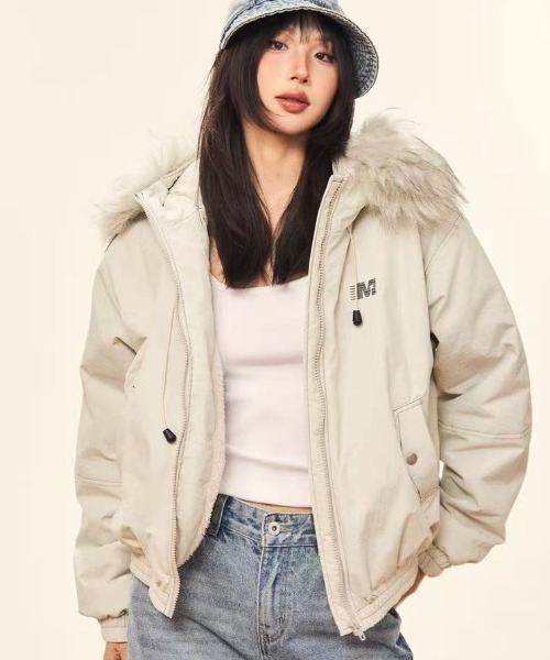 Achic（アシック） ブルゾン アウター ファー付き秋冬アウター