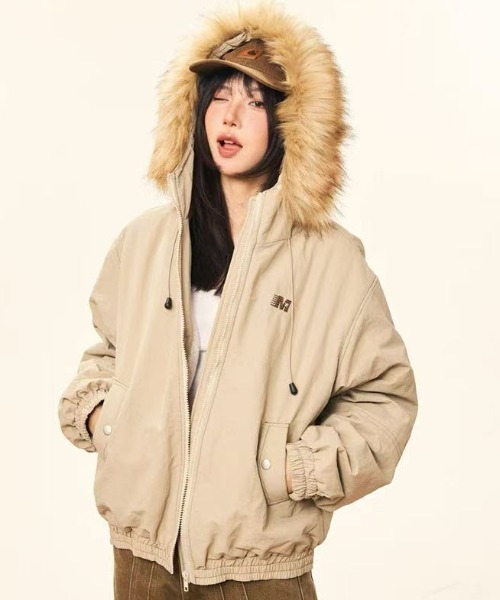 Achic（アシック） ブルゾン アウター ファー付き秋冬アウター