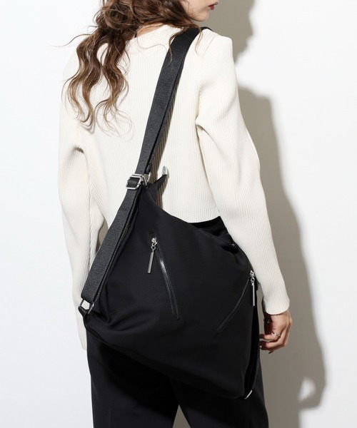 デイバック リュック ファスナーデザイン2WAYナイロンバッグ