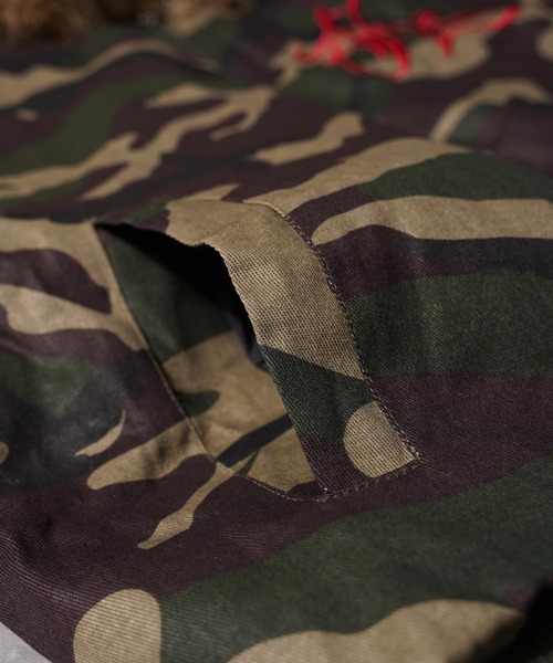 ブルゾン アウター フードファー クロップド 迷彩 ジャケット / Hooded