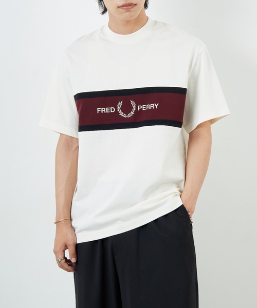 FRED PERRY（フレッドペリー） tシャツ ブランドロゴ刺繍 パネルT