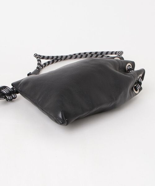 「NOMADIS」 ショルダーバッグ ONE SIZE ブラック レディースの画像