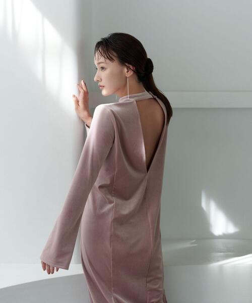 ワンピース わたなべ麻衣さん Emmel Refines Em Wm バックオープン ベロア ワンピース Zozotown Yahoo 店 通販 Yahoo ショッピング
