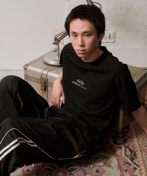 【♡.＊N】d.i.a.メタリックロゴTシャツ 背中ガンあきTシャツ 新品 d.i.a 同型 背中ガンあき ラメロゴTシャツ ギャル - メルカリ