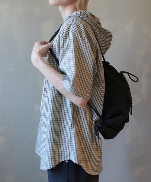 SPINNS（スピンズ） デイバック リュック ナイロンナップサック/軽量