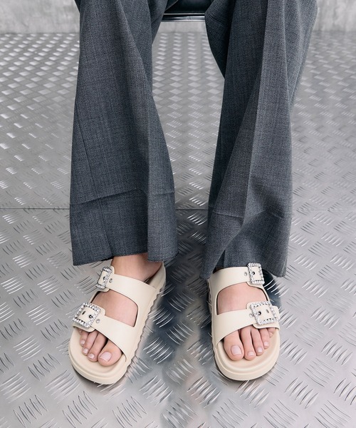 CHARLES ＆ KEITH サンダル ジェムバックル ダブルストラップ
