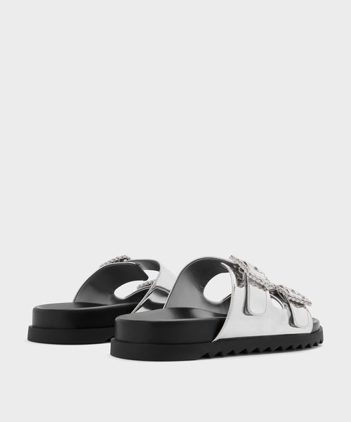 Pretty Ballerinas♪ バックル付きダブルストラップ サンダル CHARLES & KEITH｜バックル ダブルストラップスリングバック