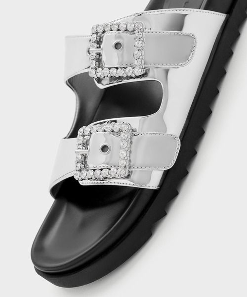 台湾 CHARLES&KEITH ダブルストラップ プラットフォームサンダル CHARLES & KEITH ダブルストラップ フラットフォームサンダル