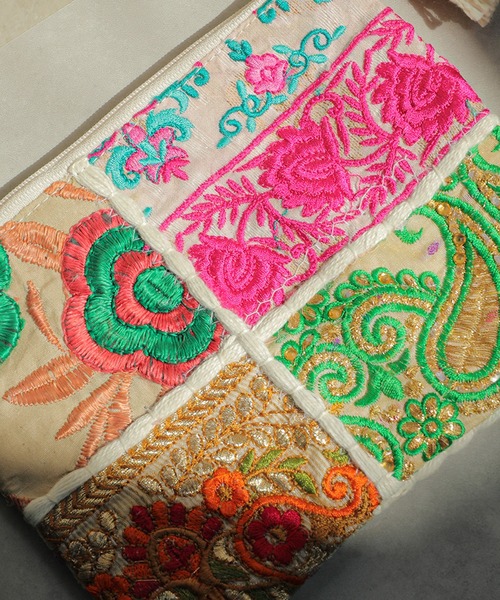 ポーチ 刺繍 サリーパッチワーク フリンジ フラット インド