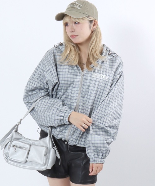 ナイロンジャケット チェック柄ワンポイント刺繍ダブルジップ パーカー