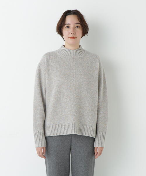 新品 HUMAN WOMAN プルオーバー 未使用 ニット ヒューマンウーマン human woman（ヒューマンウーマン） ニット セーター 「ウォッシャブル