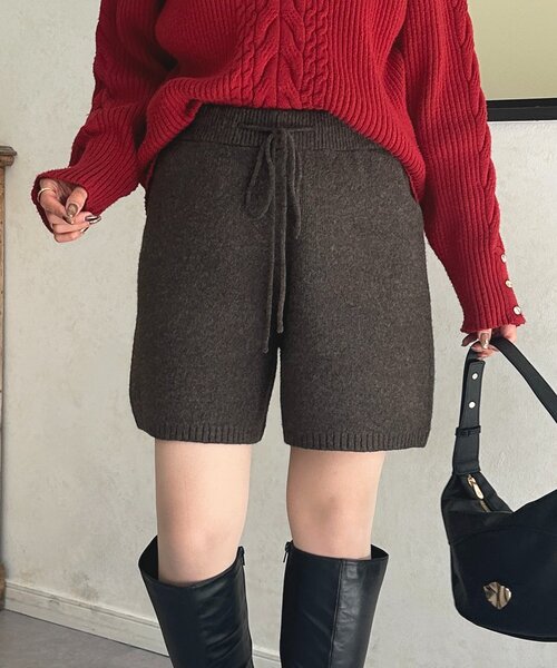 Thevon（ゼヴォン） パンツ ニットショートパンツ レディース