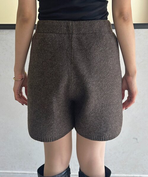 Thevon（ゼヴォン） パンツ ニットショートパンツ レディース