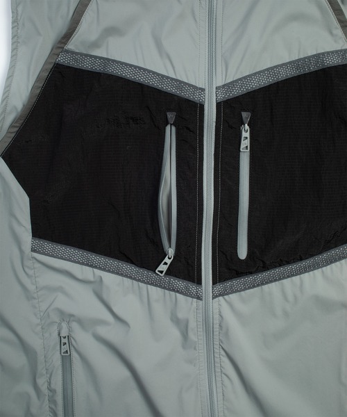 ナイロンジャケット F/CE. STOWABLE TRANSFORM JACKET / エフシーイー ストウアブル トランスフォーム ジャケットの画像