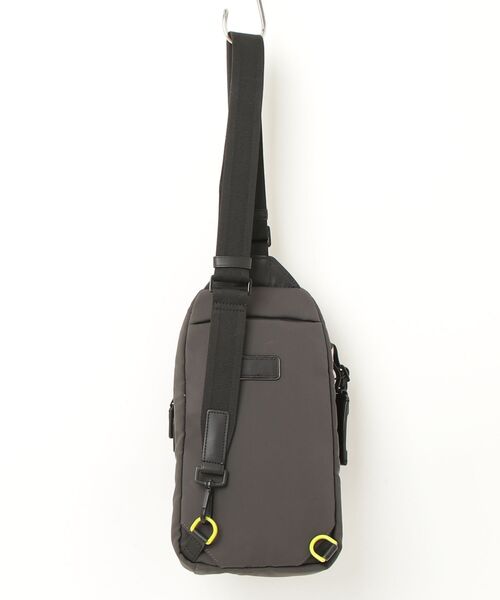TUMI（トゥミ） ワンポイントショルダーバッグ - ブラック メンズ 