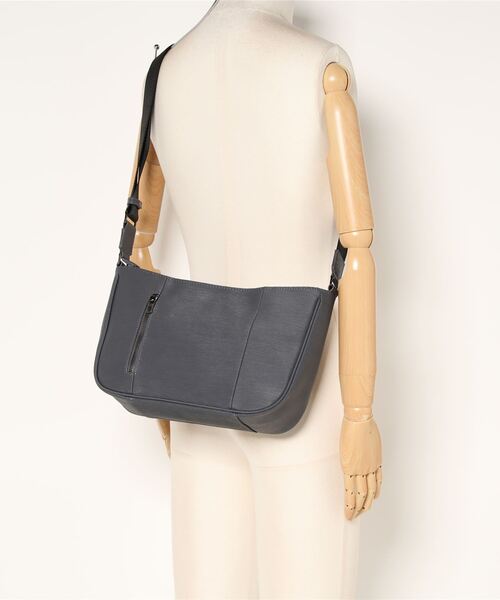 MONSIEUR NICOLE ショルダーバッグ レザーショルダーバッグ