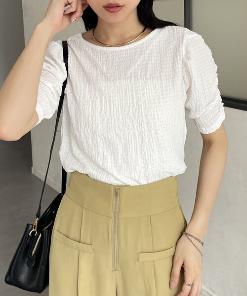 パフスリーブトップス トップス Tシャツ シャツ プルオーバー 袖あり 半袖 5分袖 五分袖 パフスリーブ Uネック ラウンドネック スリム ストレート Iライン Thevon tシャツ パフスリーブ5分袖エンボスプルオーバー