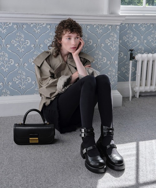 CHARLES ＆ KEITH ハンドバッグ Charlot シャーロット イロン