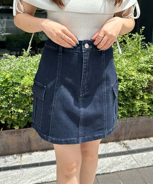 【Blumarine】 Camouflageデニムカーゴミニスカート Blumarineのカーキ カーゴポケット デニム ミニスカートがセール中
