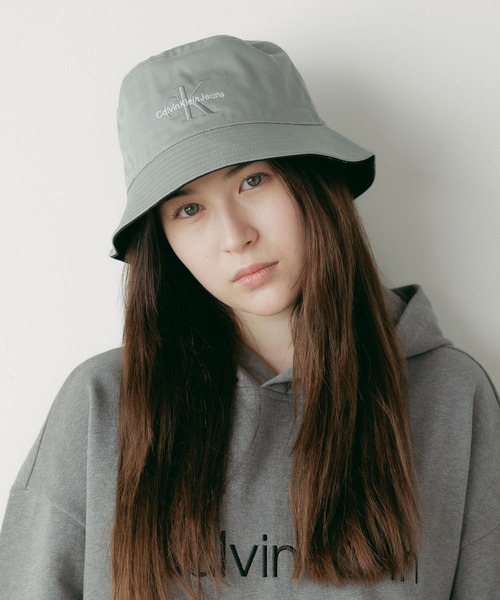 カルバンクライン   刺しゅう バケットハット Calvin Klein カルバンクライン MONOLOGO EMBROIDERY BUCKET HAT